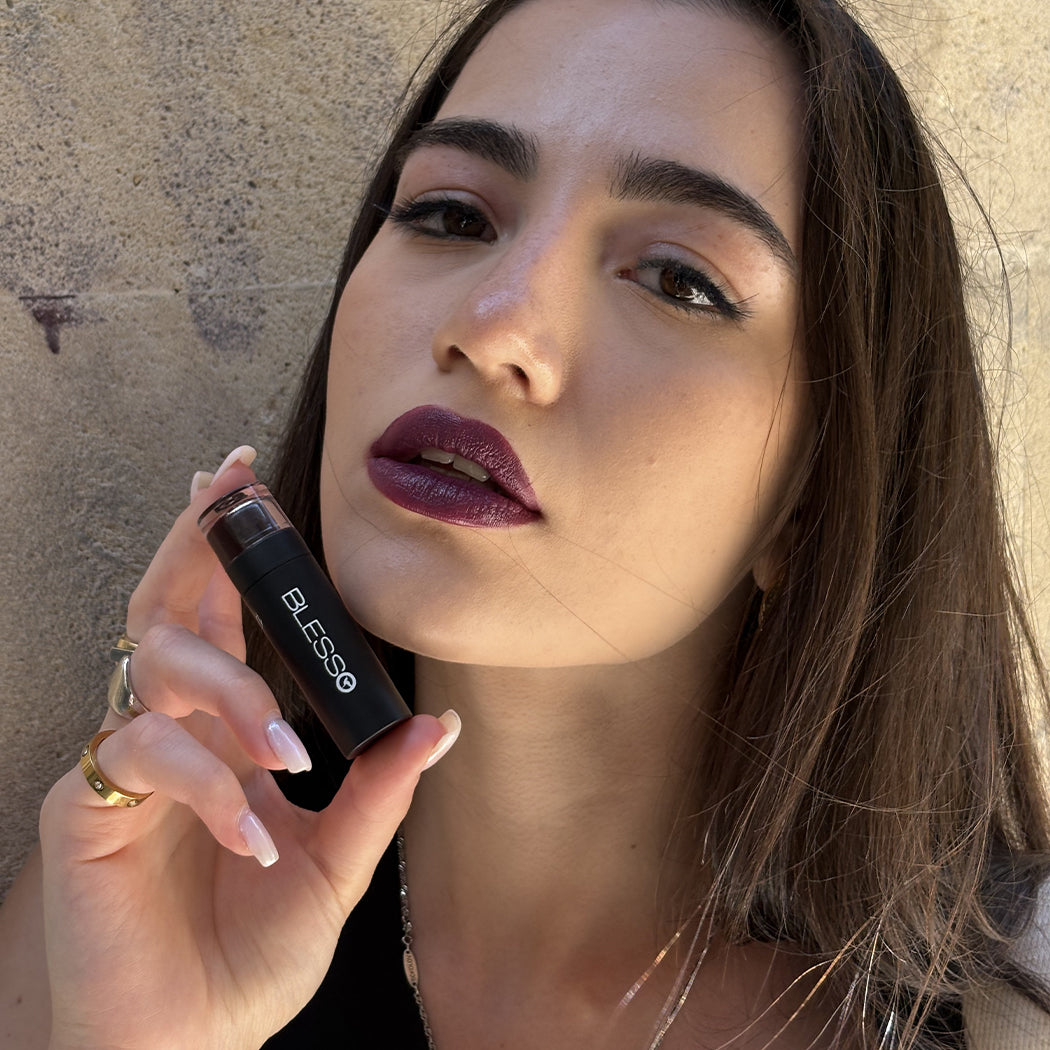 Lipstick - Classic and Creamy 2118